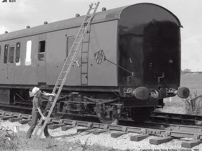 Sat 7th Sept 1985 Denise about to climb the ladder for a spot of roof painting on one of the then railway's suburban MK1 coaches